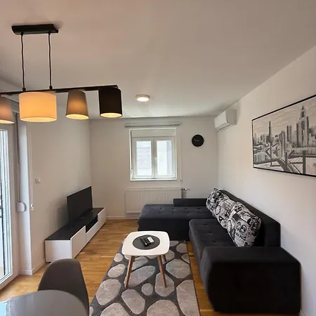 Apartman Kovan Lux 11 *