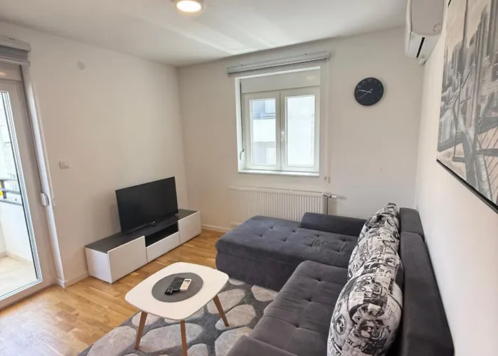 Kovan Lux 11 Apartament